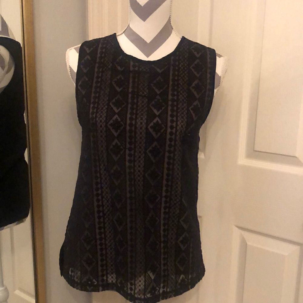 Lacey lined split hem she’ll top